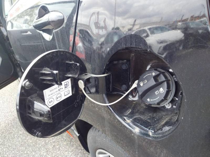 Kia Picanto - Photo 26
