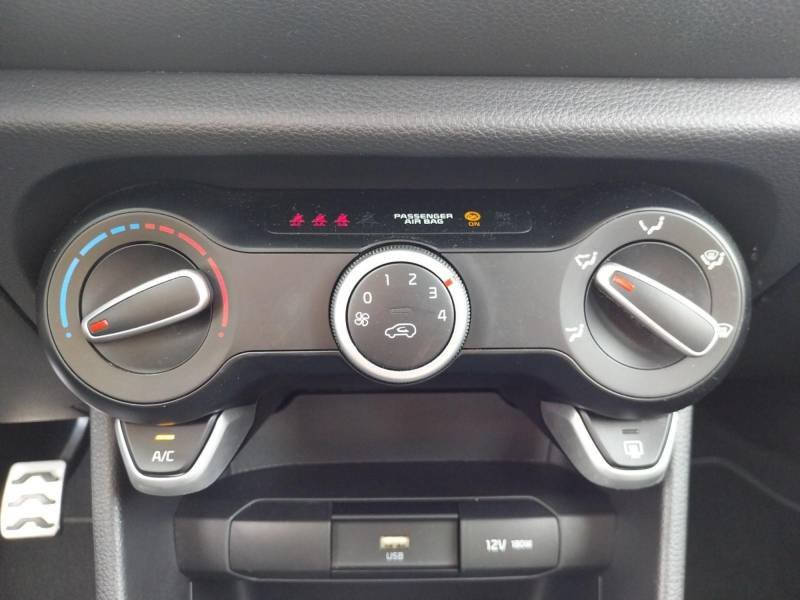 Kia Picanto - Photo 35
