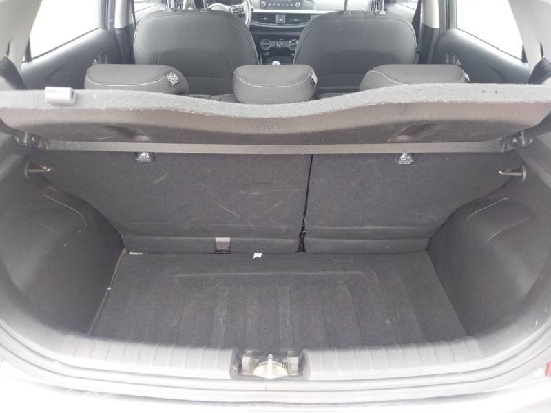 Kia Picanto - Photo 23
