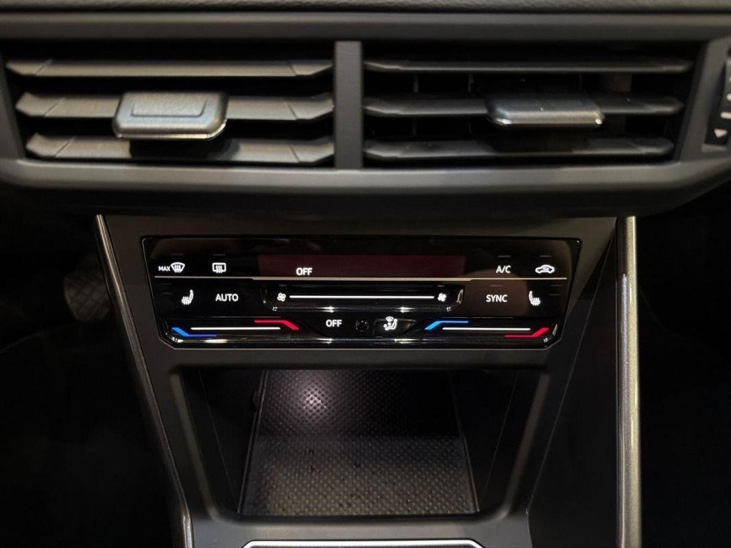 Volkswagen Polo - Photo 19