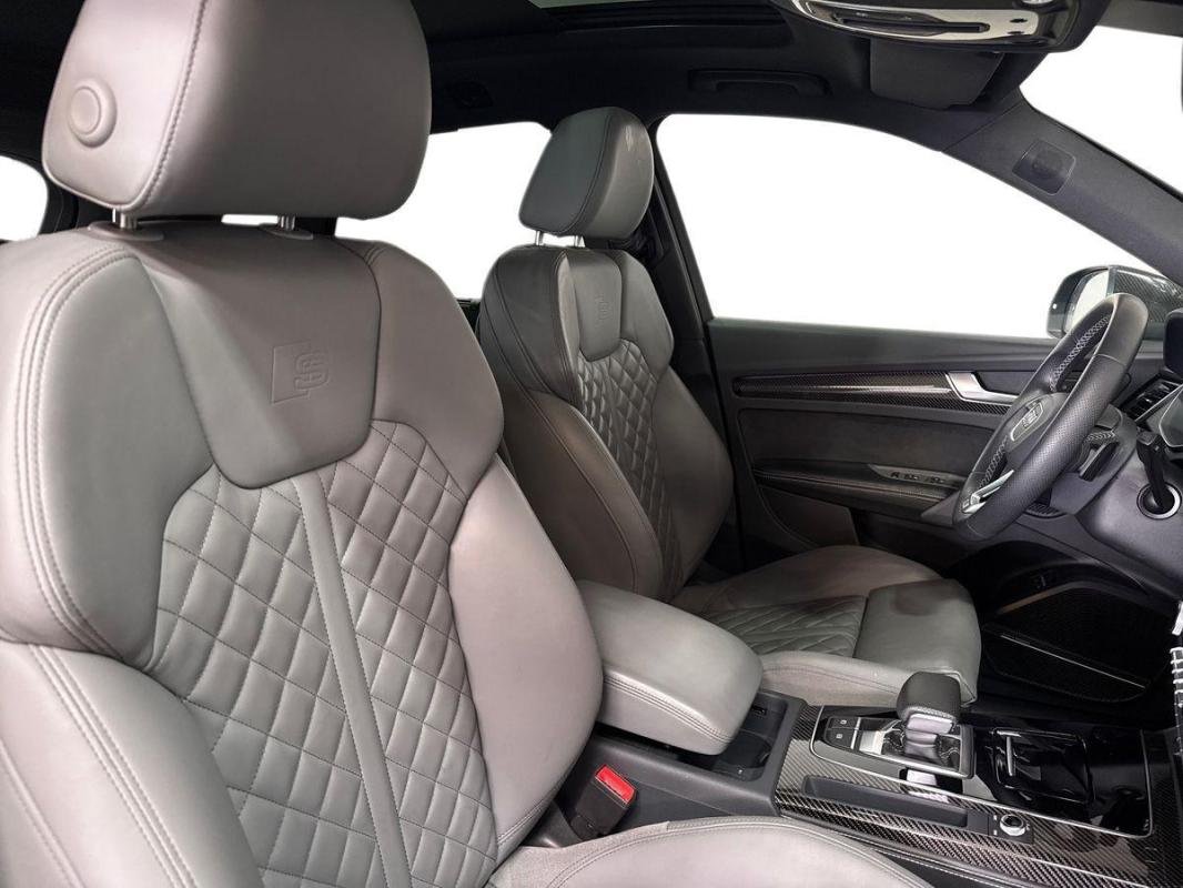 Audi Q5 - Photo 13