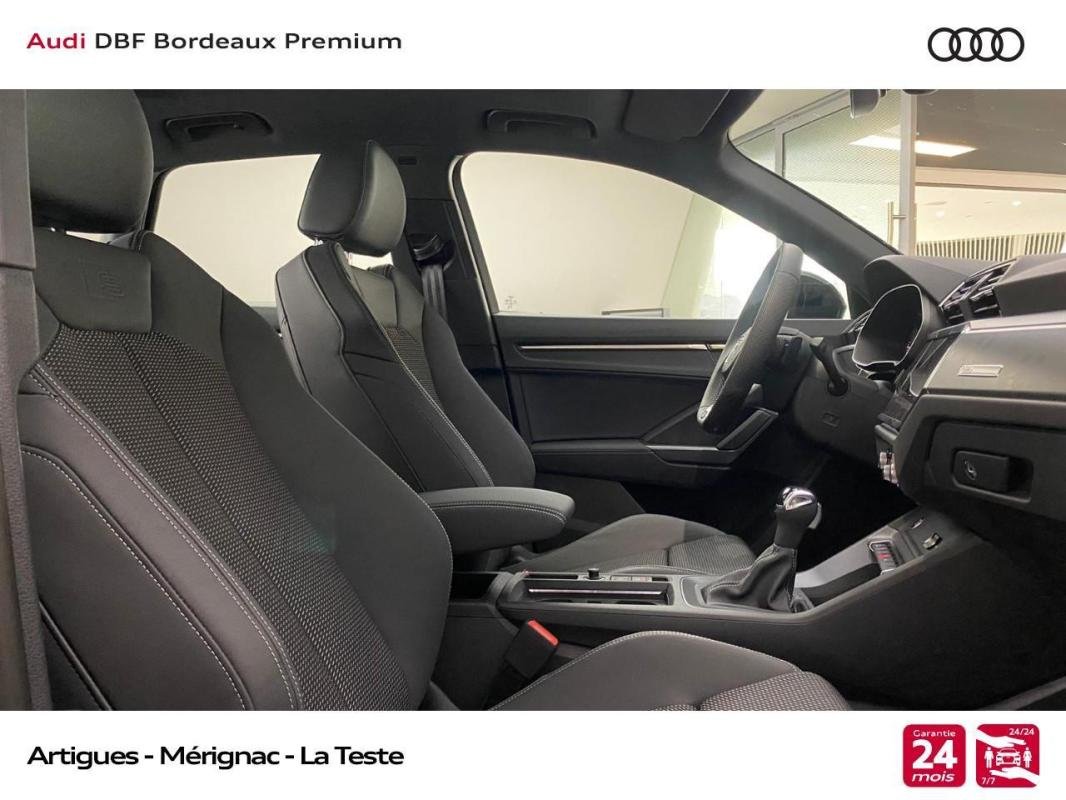 Audi Q3 - Photo 18