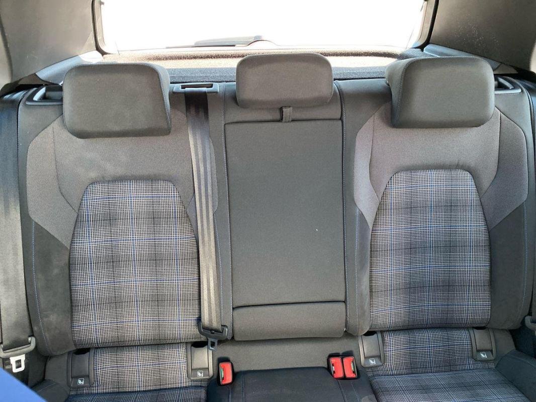 Volkswagen Golf - Photo 22