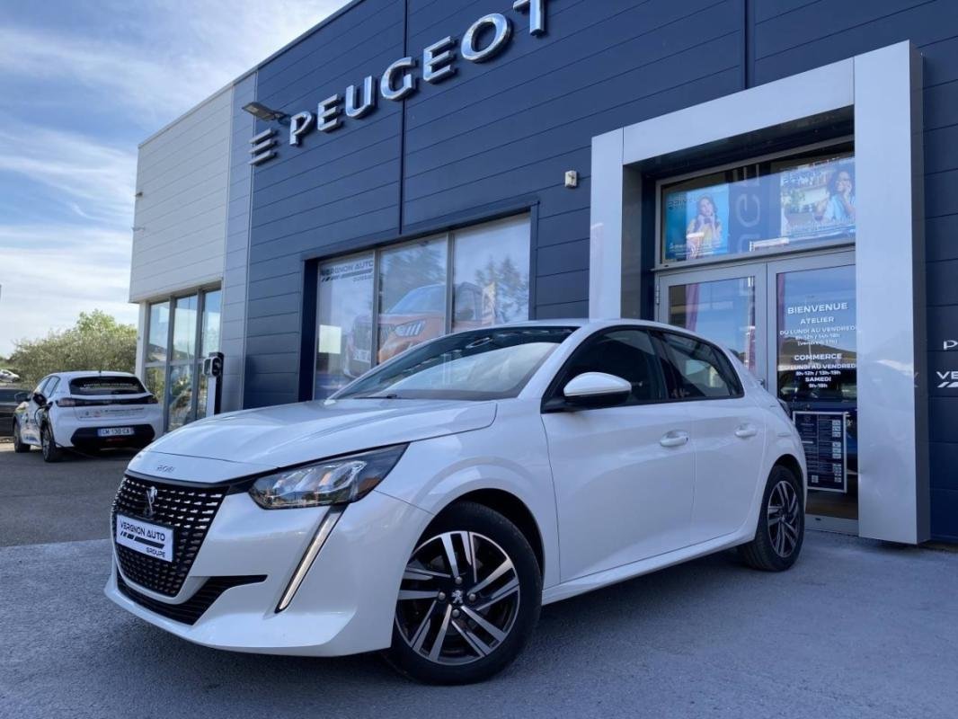 Peugeot 208 - Photo 1