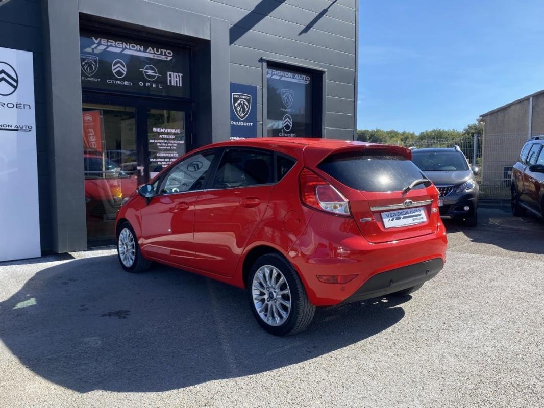 Ford Fiesta - Photo 21