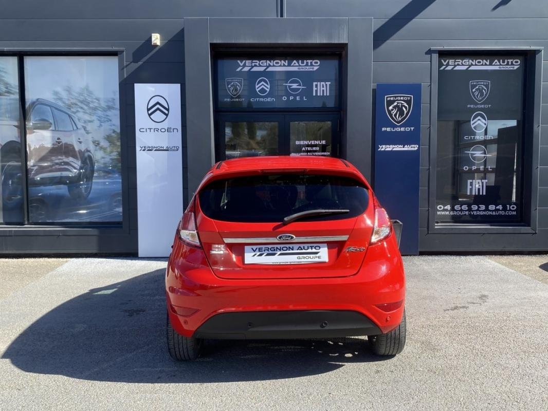 Ford Fiesta - Photo 23