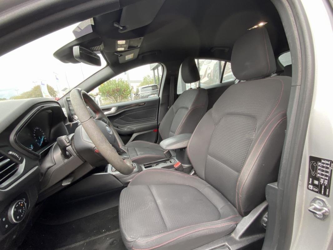 Ford Focus - Photo 13