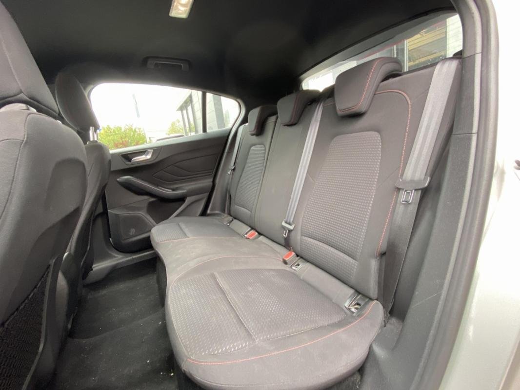 Ford Focus - Photo 14