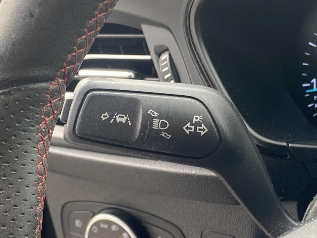 Ford Focus - Photo 20