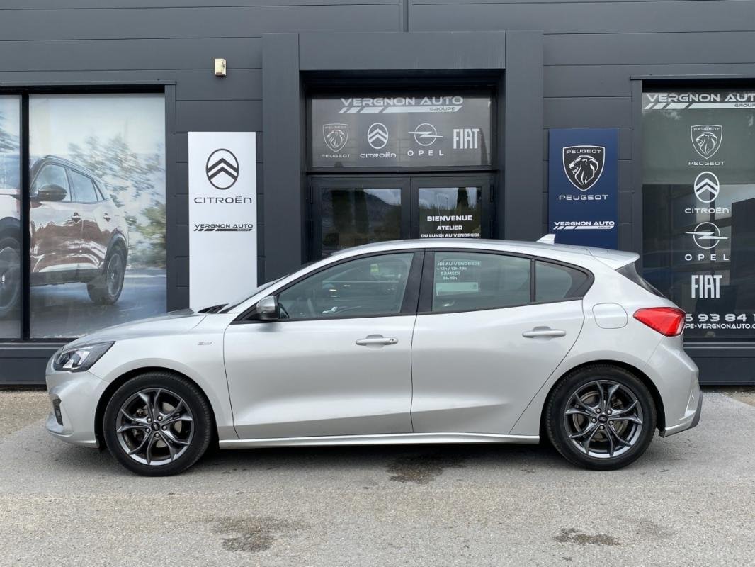 Ford Focus - Photo 2