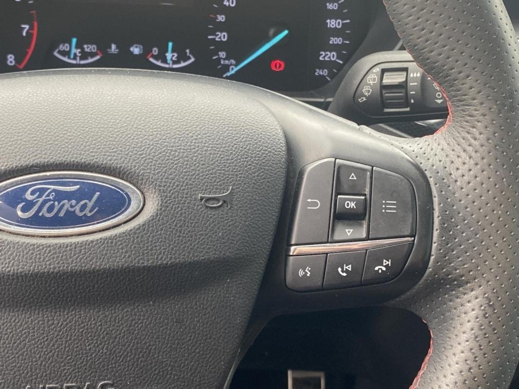 Ford Focus - Photo 6