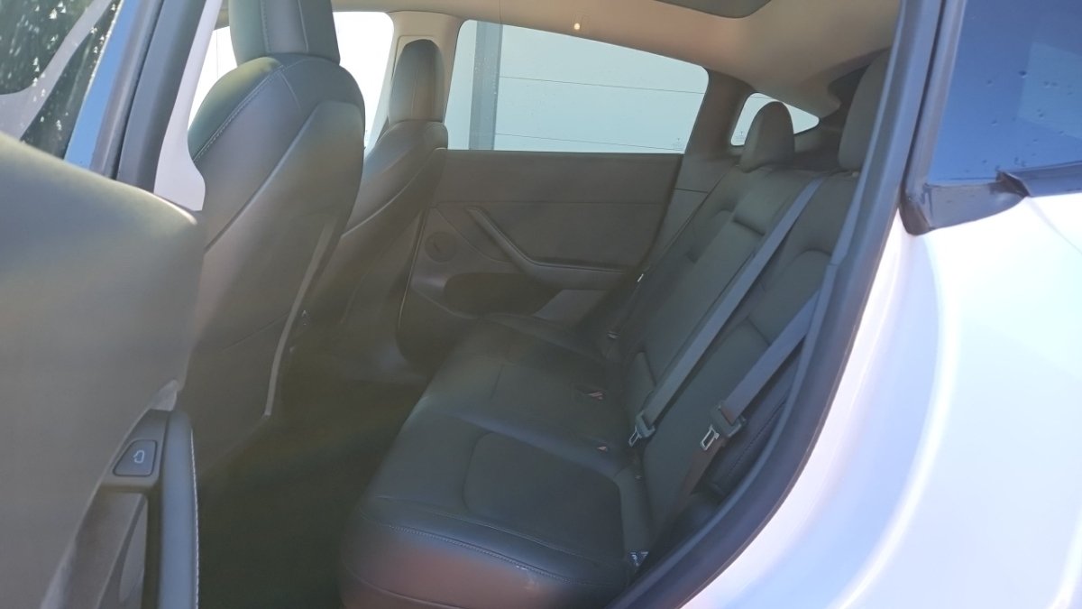 Tesla Model Y - Photo 14