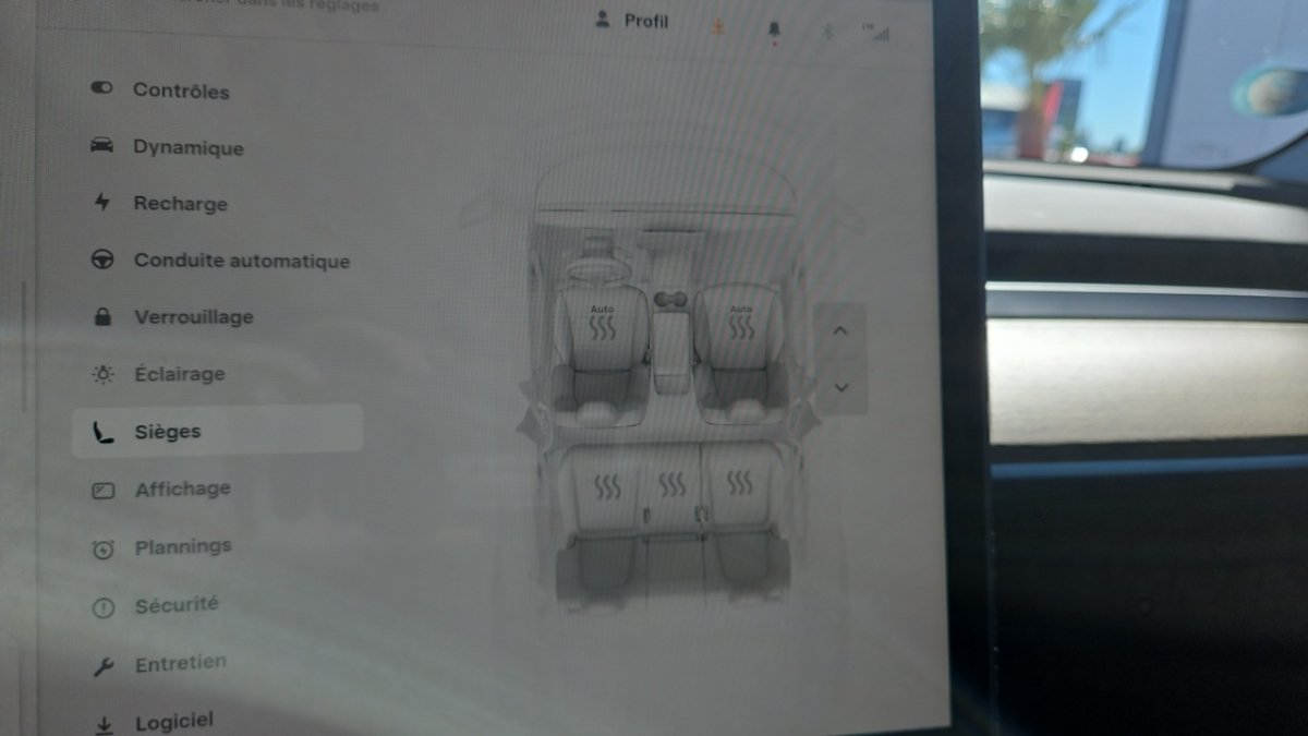 Tesla Model Y - Photo 20