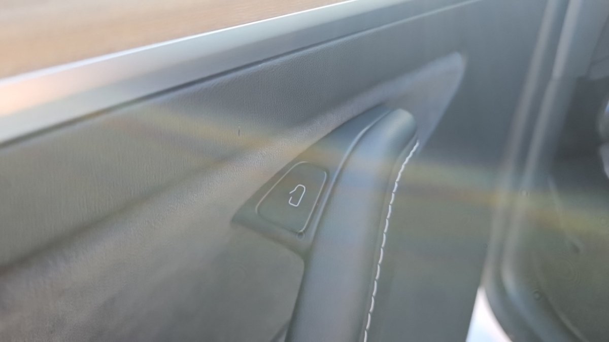 Tesla Model Y - Photo 28
