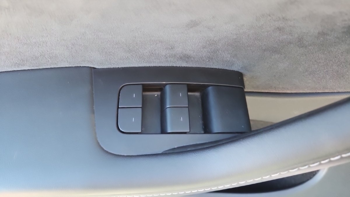 Tesla Model Y - Photo 29