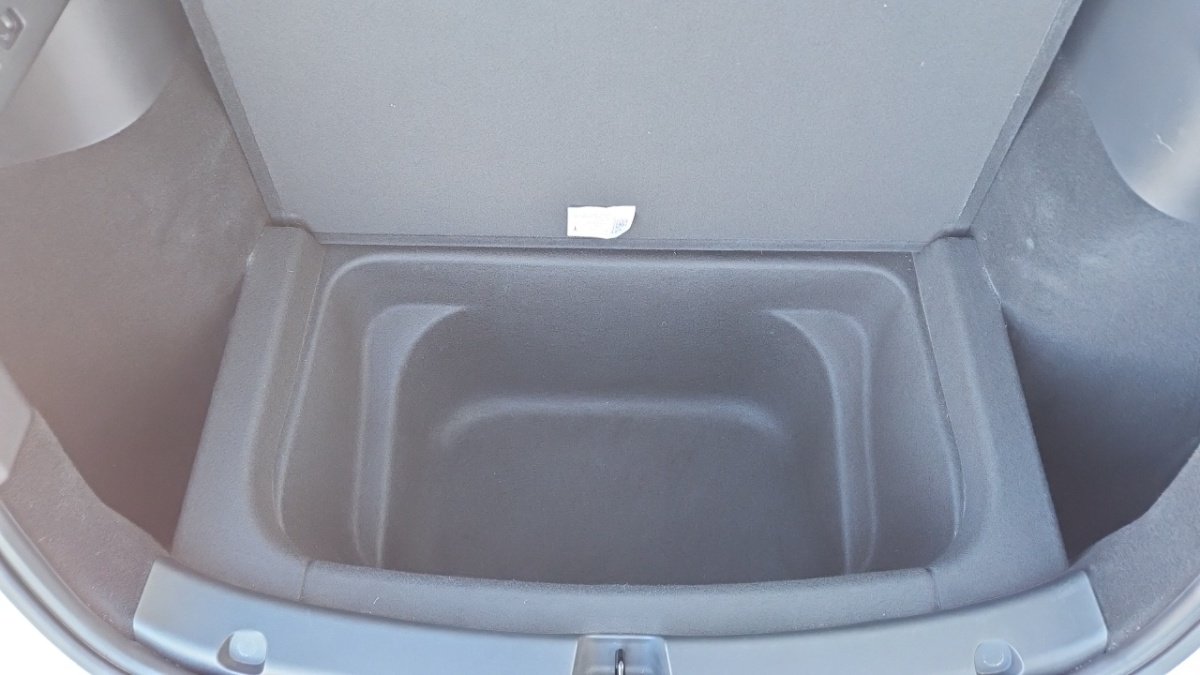 Tesla Model Y - Photo 10