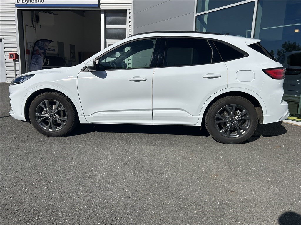 Ford Kuga - Photo 11