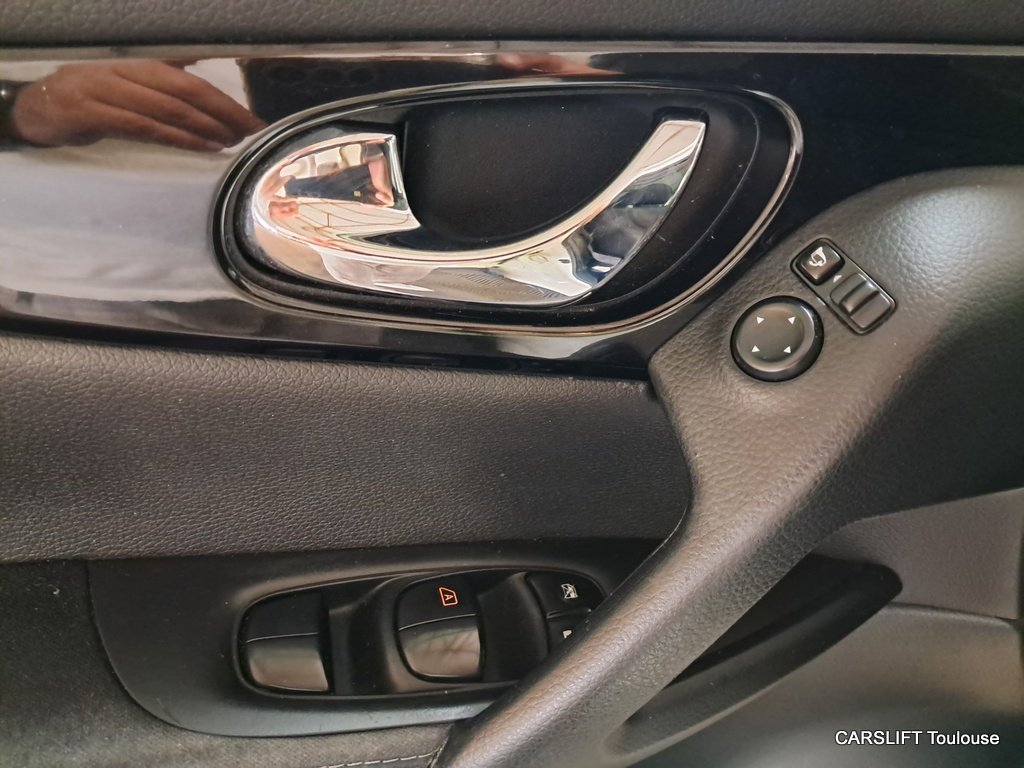 Nissan Qashqai - Photo 22