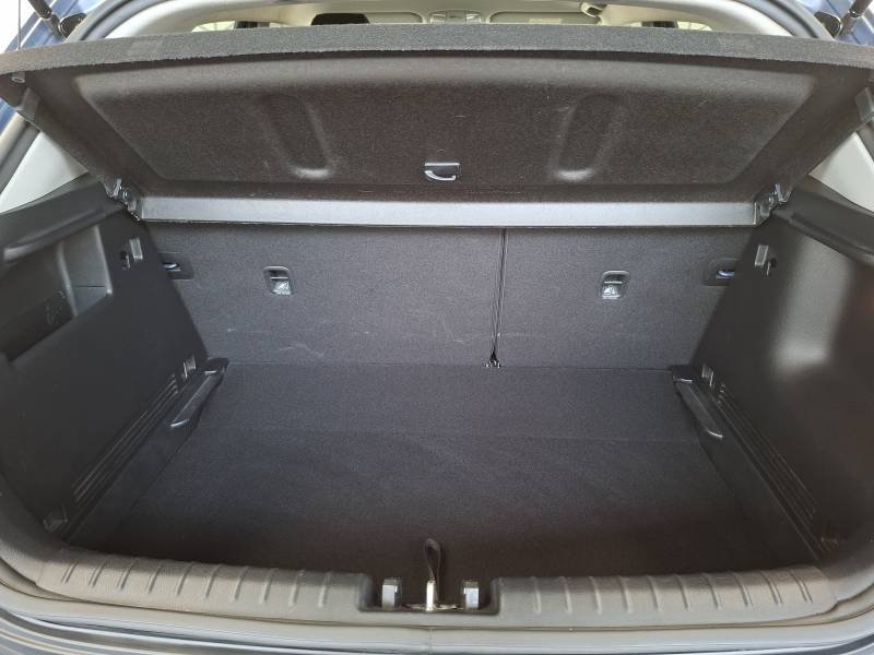 Kia Stonic - Photo 33