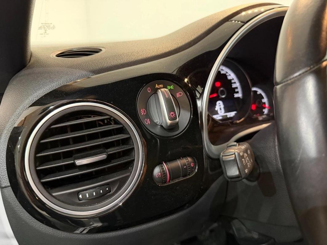 Volkswagen Coccinelle - Photo 18