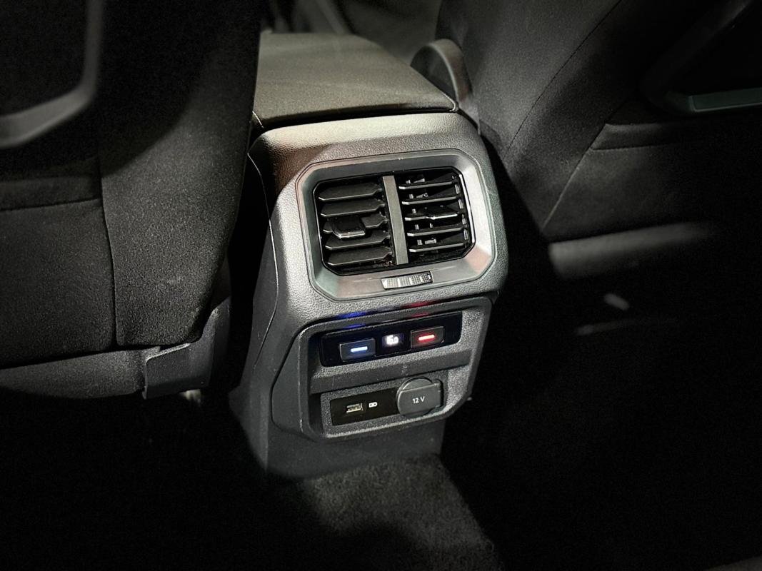Volkswagen Tiguan - Photo 10