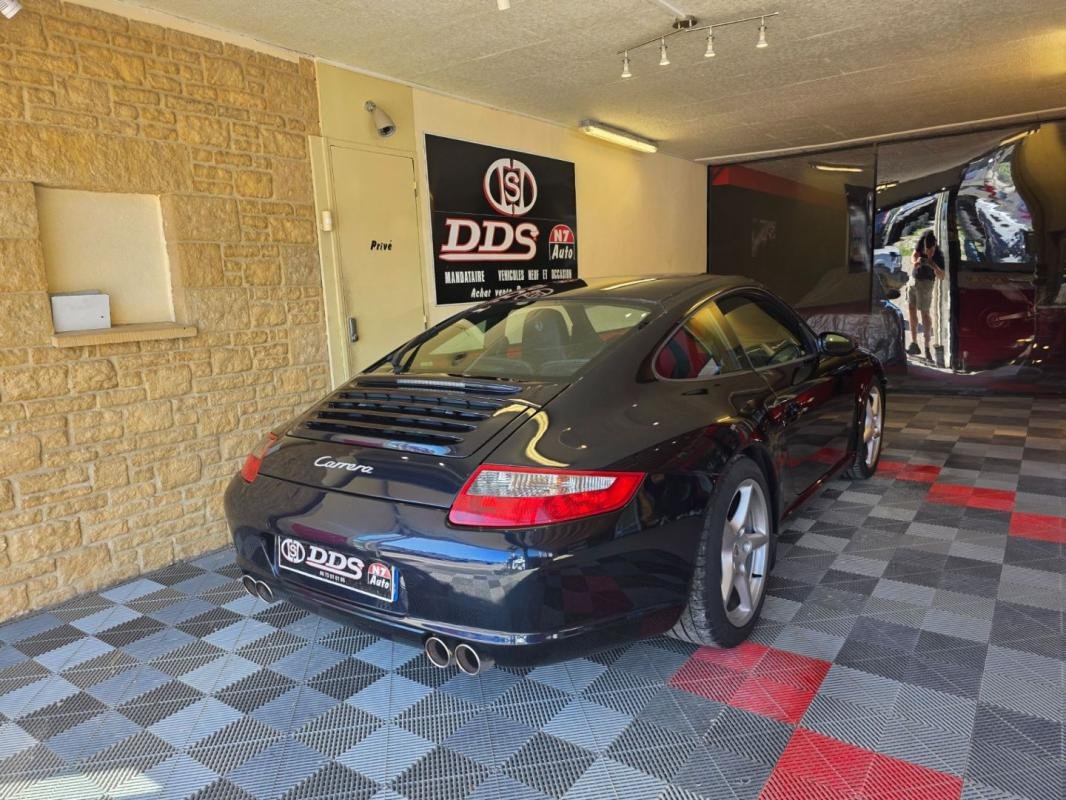 Porsche 911 - Photo 16