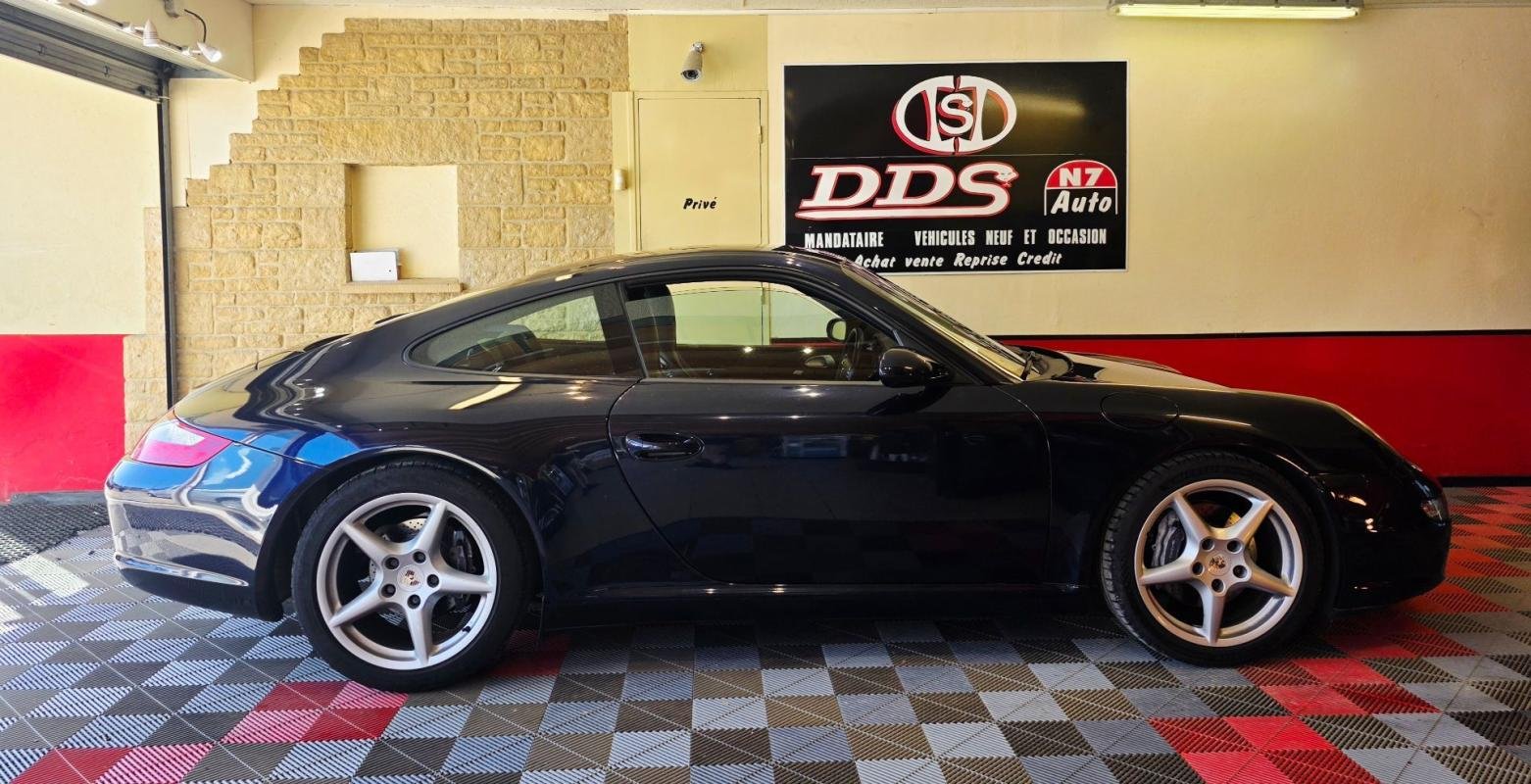 Porsche 911 - Photo 17