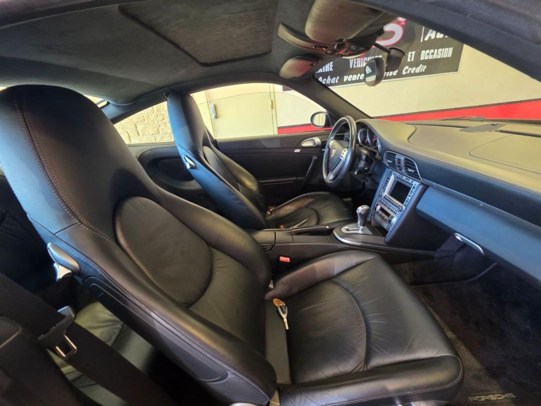 Porsche 911 - Photo 19