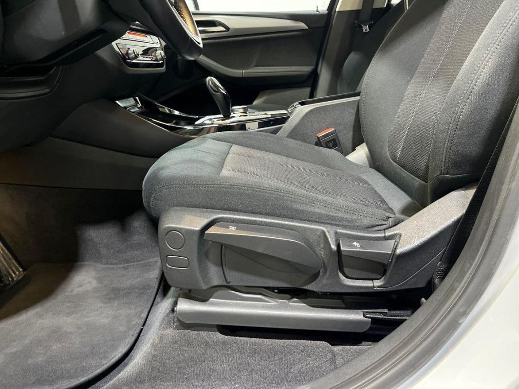 BMW X3 - Photo 15