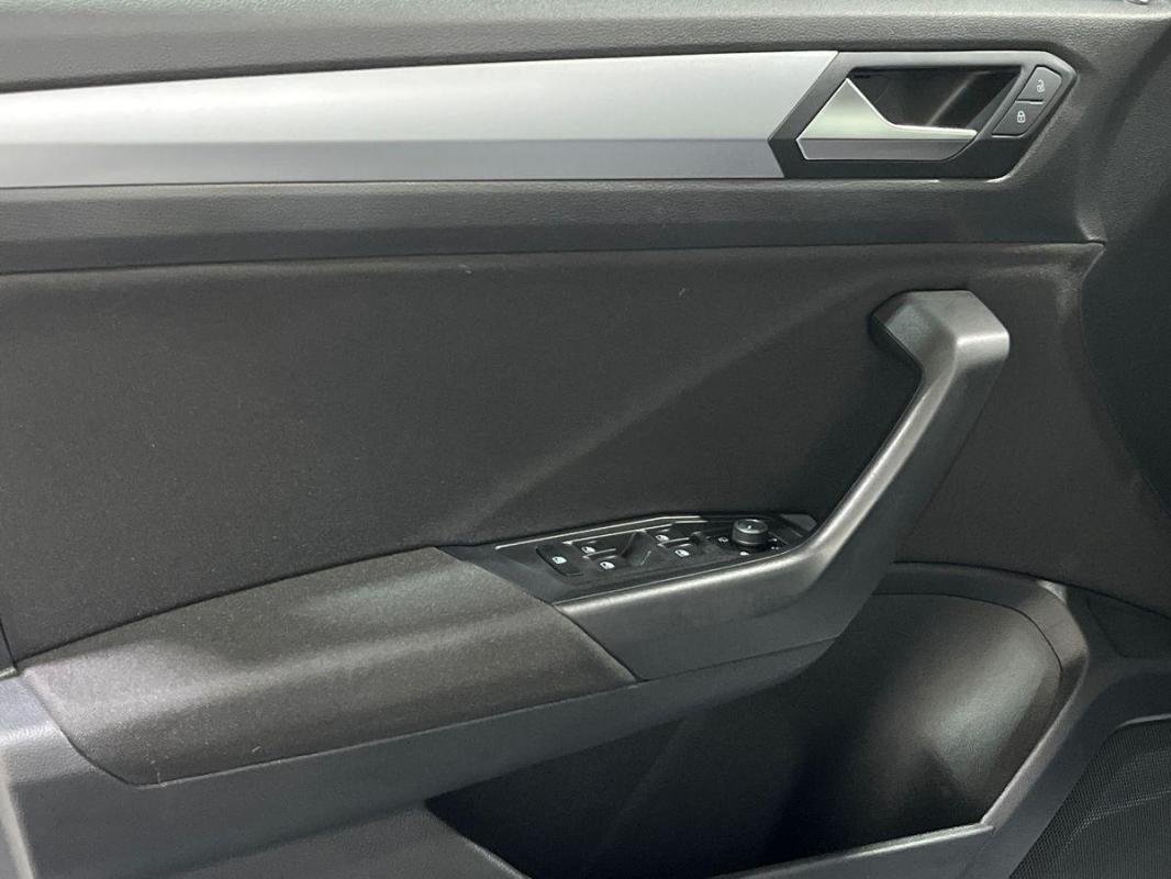 Volkswagen T-Roc - Photo 15