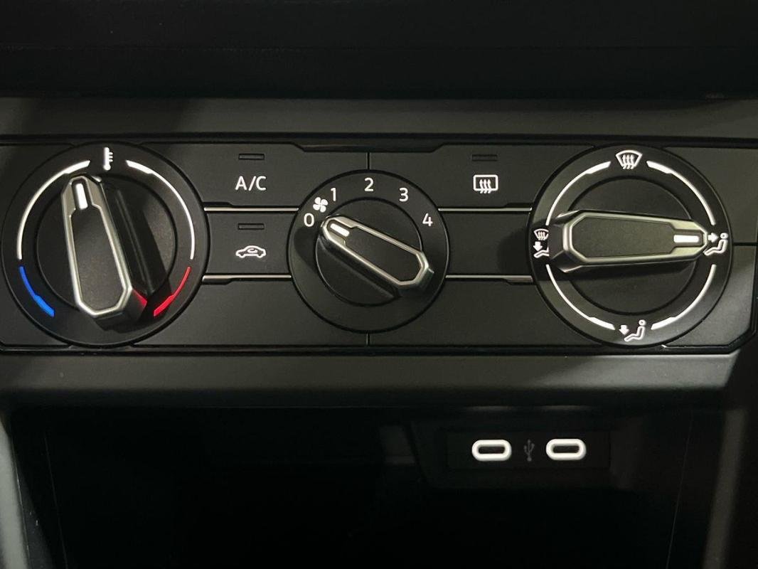 Volkswagen Polo - Photo 19