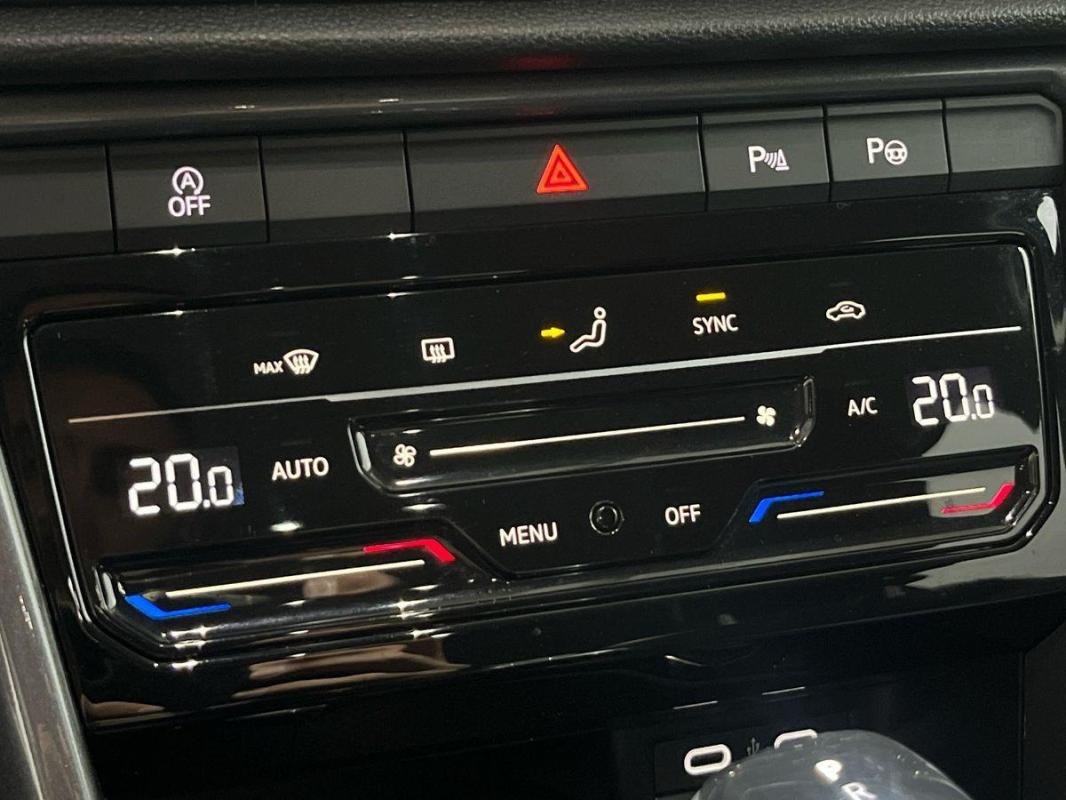 Volkswagen T-Roc - Photo 19