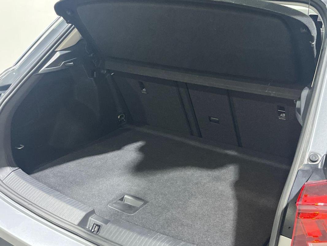 Volkswagen T-Roc - Photo 32