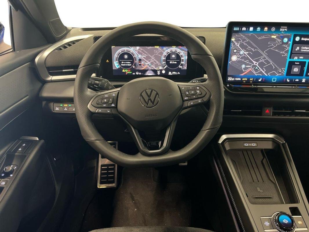 Volkswagen T-Roc - Photo 24