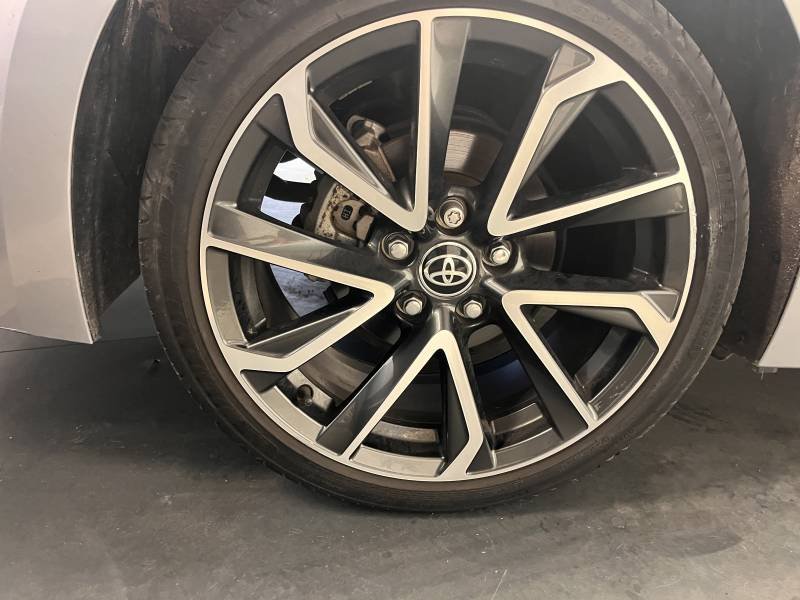 Toyota Corolla - Photo 12