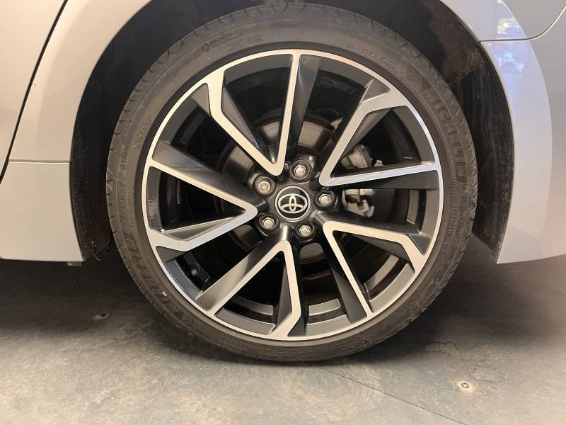 Toyota Corolla - Photo 13