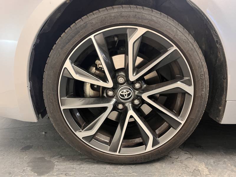 Toyota Corolla - Photo 10