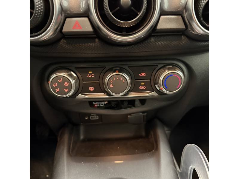 Nissan Juke - Photo 24
