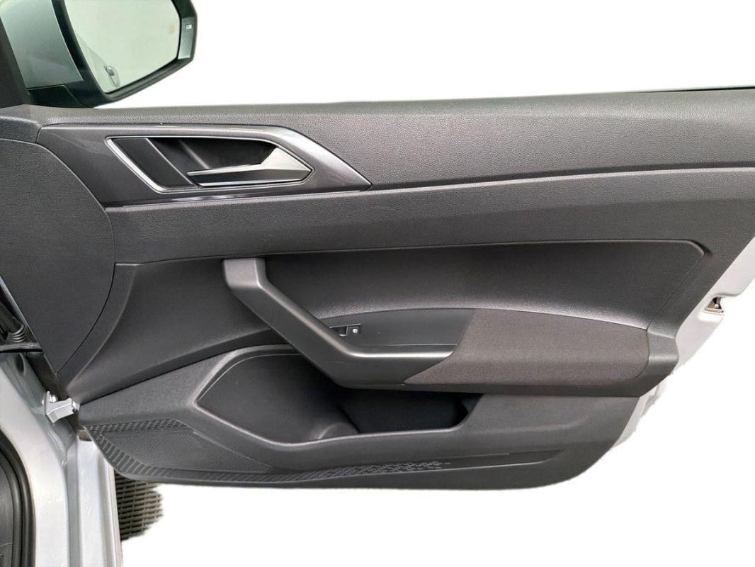Volkswagen Polo - Photo 15