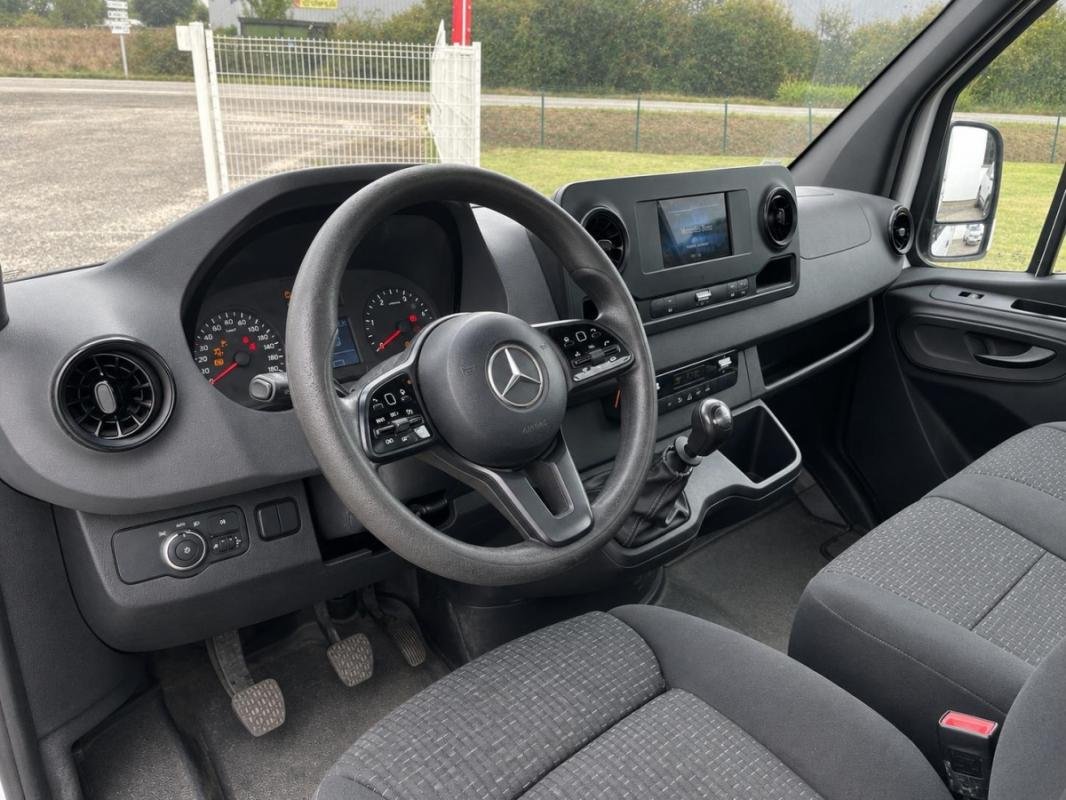 Mercedes Sprinter - Photo 13