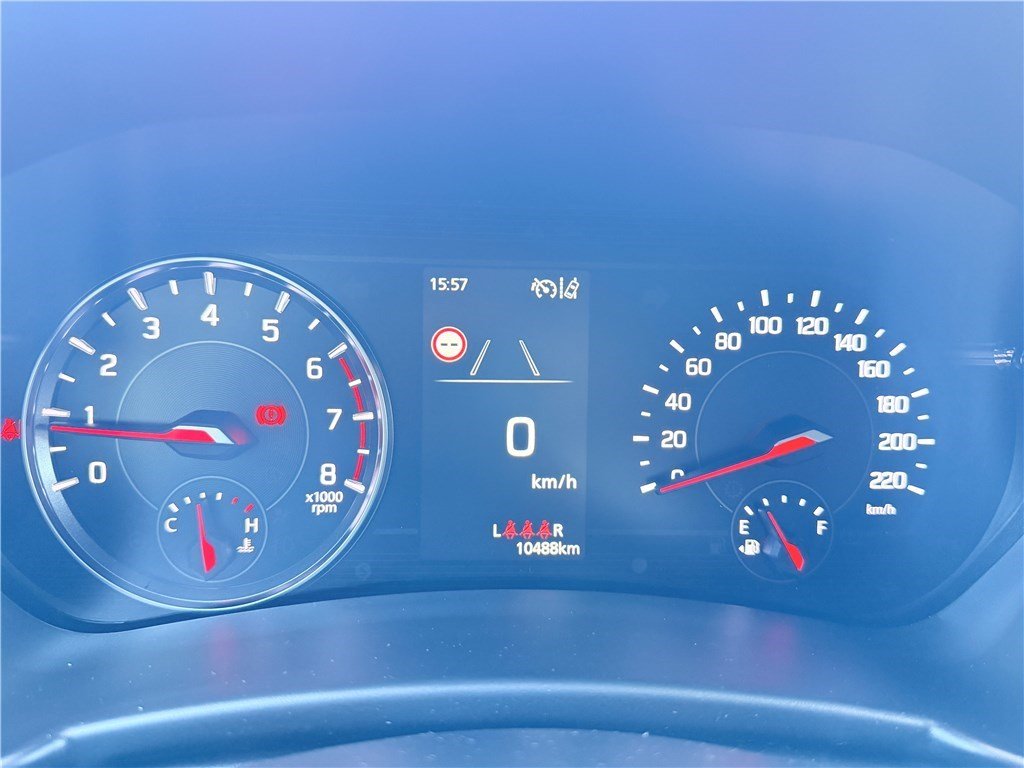 Suzuki Swift - Photo 21