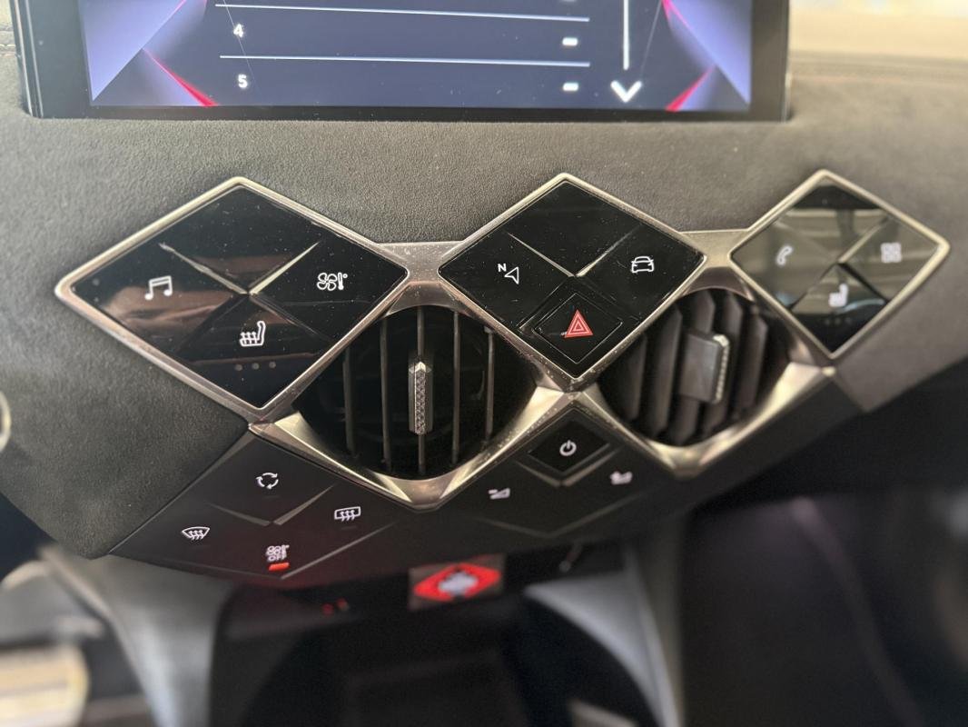 DS DS 3 Crossback - Photo 25