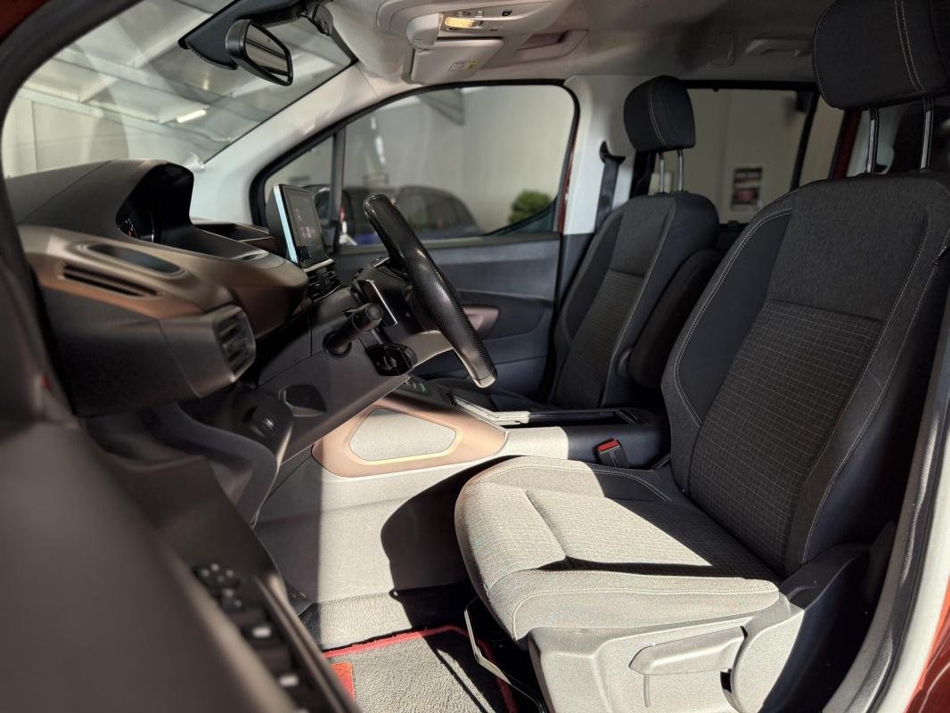 Peugeot Rifter - Photo 12