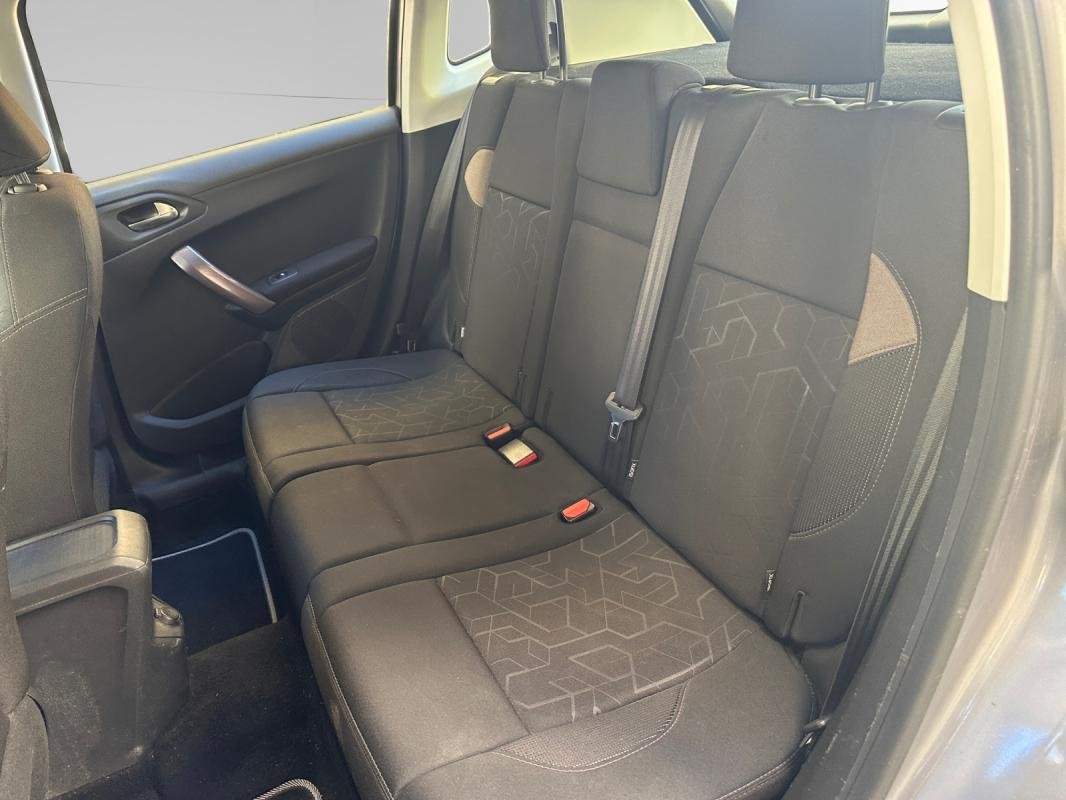 Peugeot 2008 - Photo 15