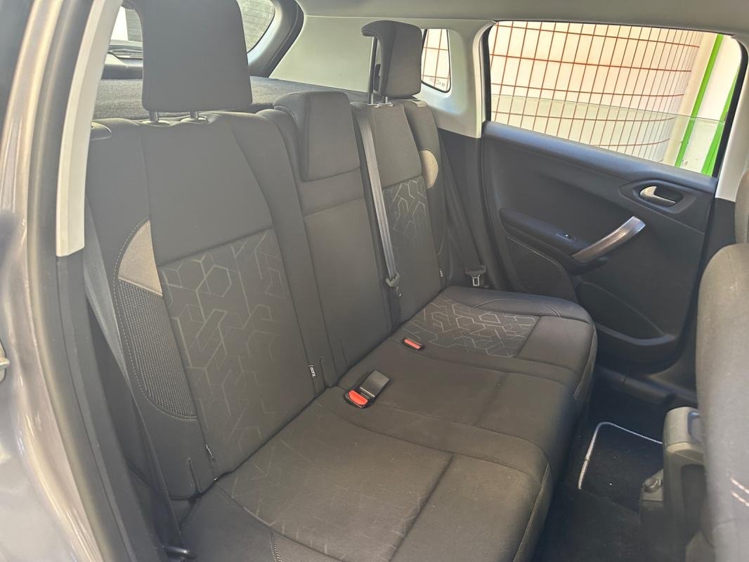 Peugeot 2008 - Photo 16