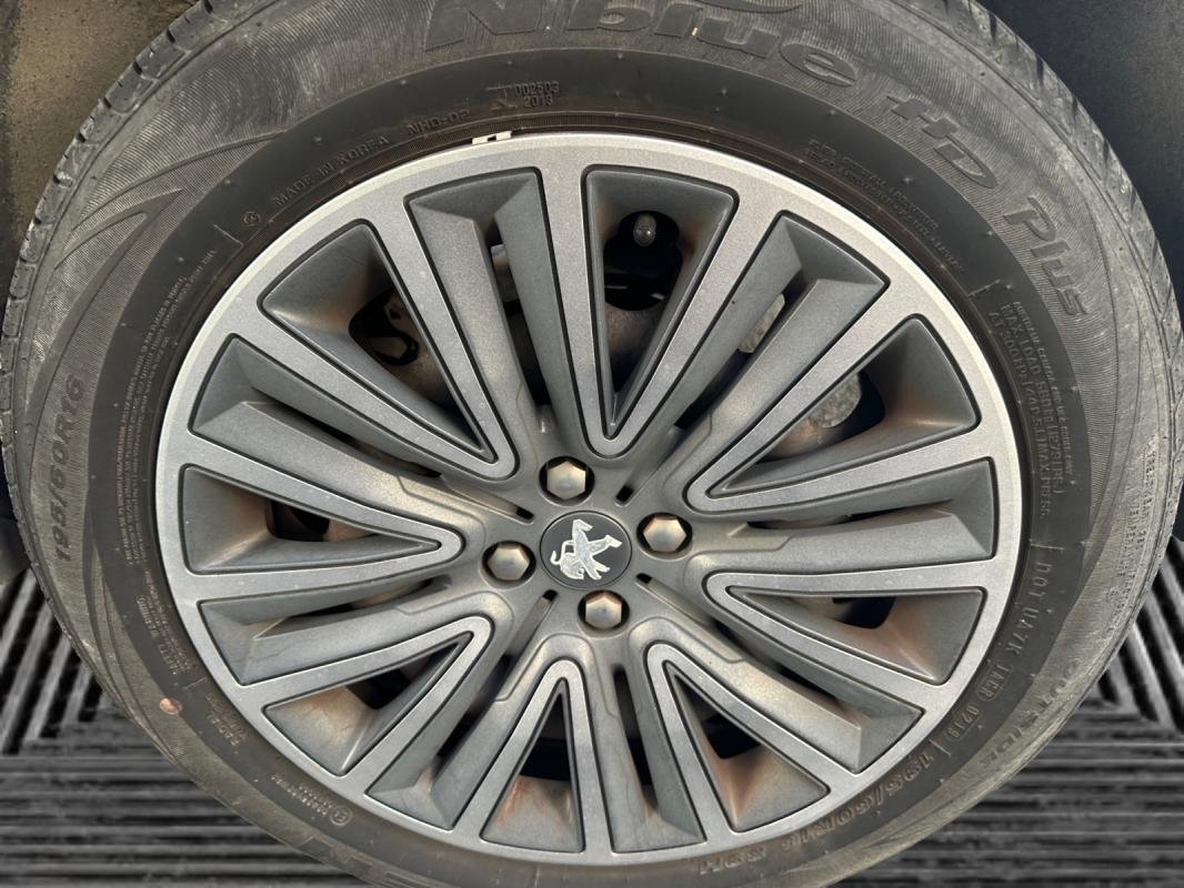 Peugeot 2008 - Photo 20