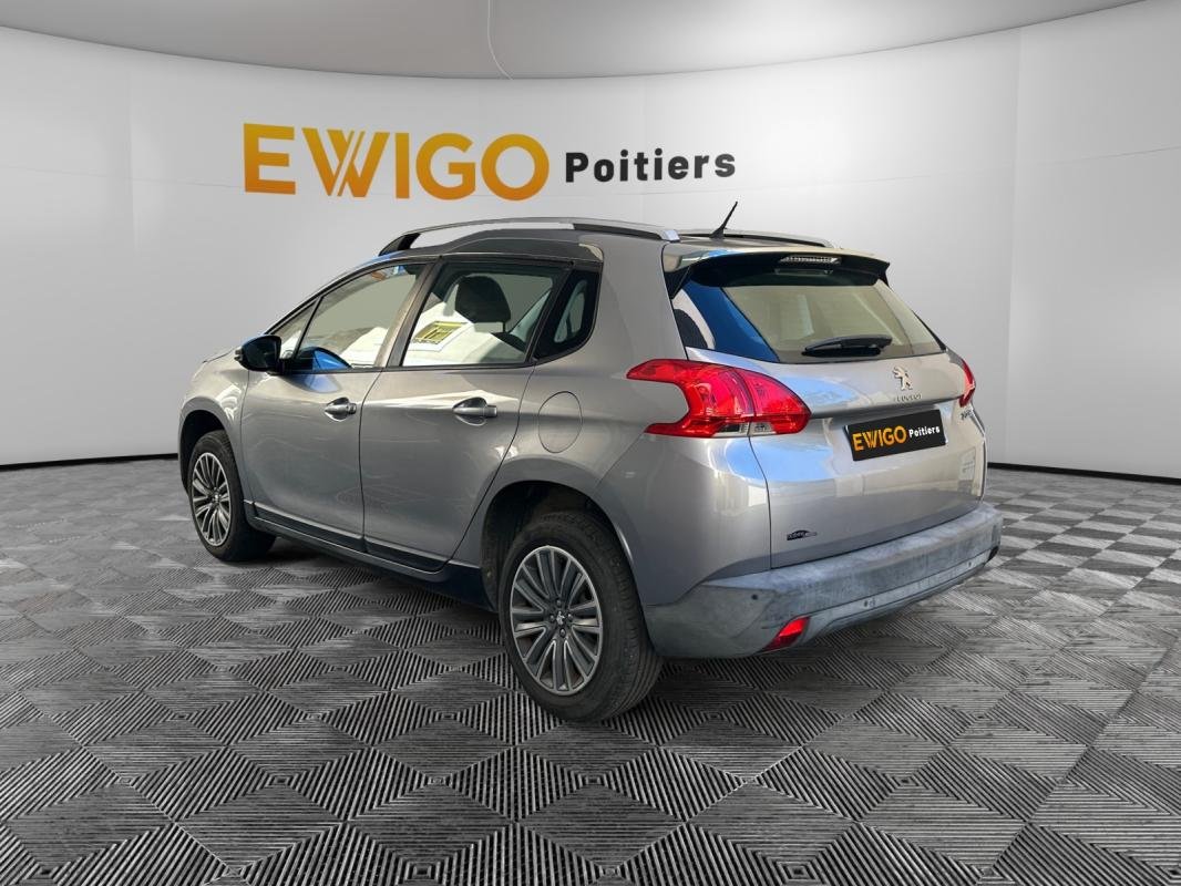 Peugeot 2008 - Photo 4