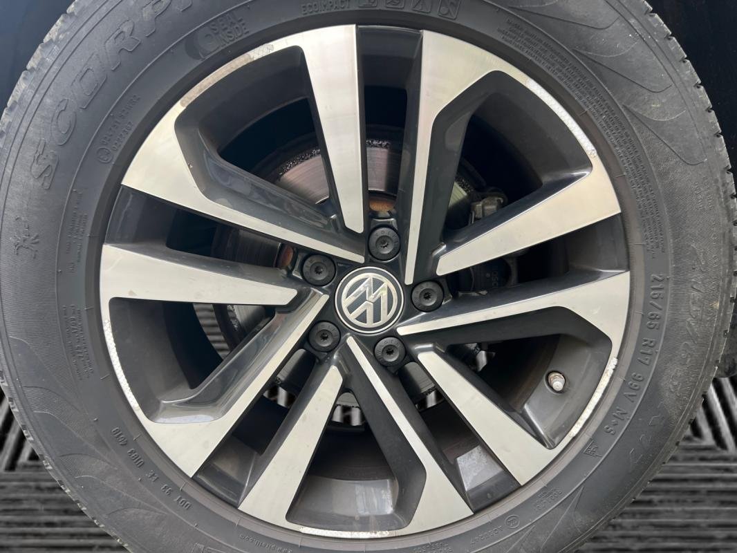 Volkswagen Tiguan - Photo 20