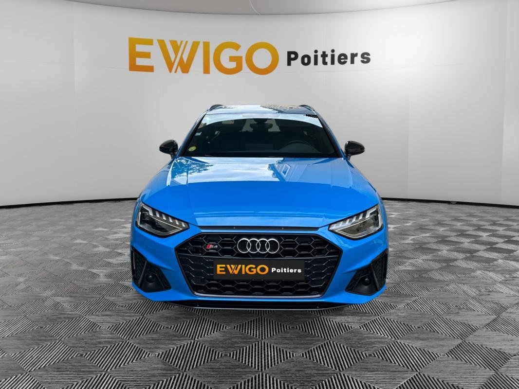 Audi S4 - Photo 8