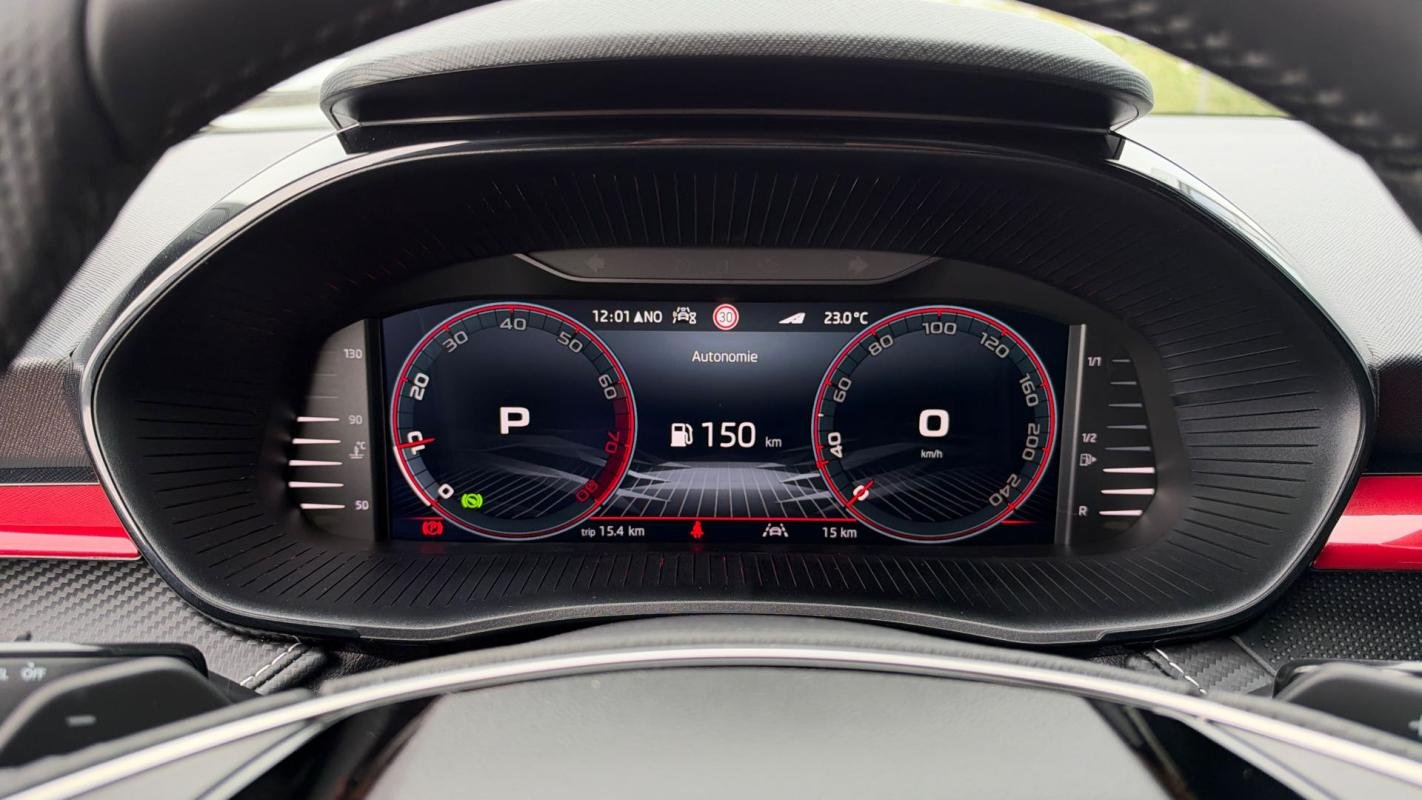 Skoda Fabia - Photo 12